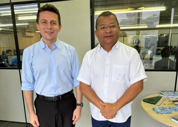 Nilvan Ferreira visita modelo de educação de Sobral e quer implantar em Santa Rita 11 de julho de 2024 in Política  O pré-candidato a prefeito de Santa Rita, Nilvan Ferreira esteve na cidade de Sobral (CE), ontem (10), para conhecer o sistema que tem se destacado como um modelo de excelência na educação brasileira. O município, localizado no Norte do Ceará, conquistou prêmios e reconhecimento nacional por suas atividades educacionais.   Pause   Unmute Current Time 0:17 / Duration 0:30  Fullscreen  Sobral alcançou uma nota impressionante de 8,0 nos anos iniciais (1° ao 5°) no índice de Desenvolvimento da Educação Básica (IDEB) de 2021 e nos últimos anos se destacou também do (6° ao 9°). A cidade priorizou investimentos em educação e consolidou a melhor rede de ensino básico público do país, comprovado pelo IDEB.  “A cidade de Sobral é exemplo inspirador de como um município poder transformar sua educação e colher resultados excepcionais. Fui recebido pelo secretário de Educação do município de Sobral, Professor Herbert Lima. Sua abordagem focada no essencial e o compromisso com a aprendizagem tem feito a diferença para as gerações que passam pelas escolas da cidade”, disse.  “Este é o modelo de educação que eu quero implantar em Santa Rita. Com técnicos e profissionais estimulados e valorizados vamos mudar a realidade da cidade”, garantiu Nilvan Ferreira.  Créditos: Paraíba Já